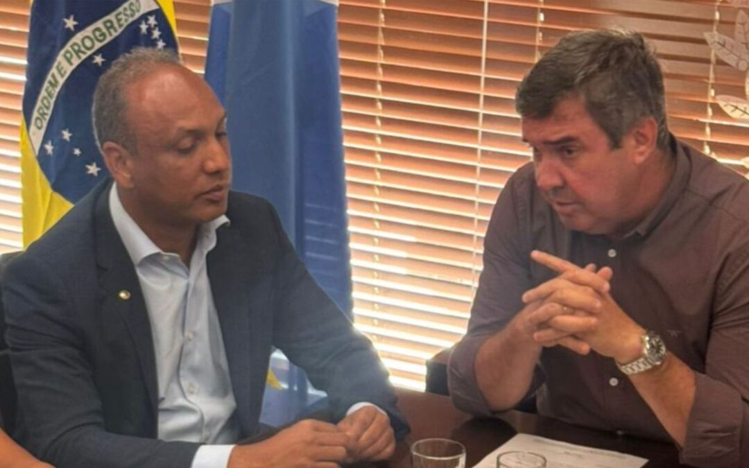 Vereador Junior Coringa anuncia licitação para asfalto da Moreninha 4 e ruas sem pavimentação da Moreninha 3